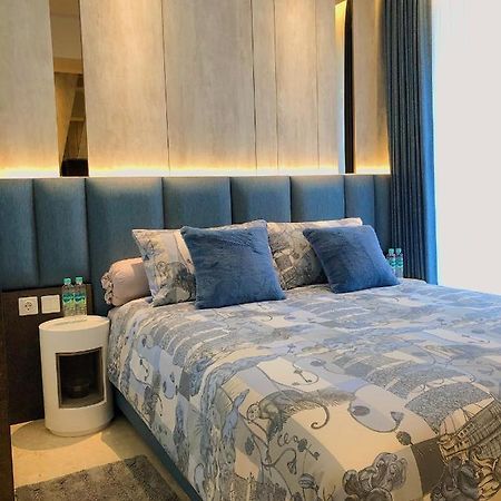 Gold Coast Pik Sea View Apartments By Longesuites Cakarta Dış mekan fotoğraf